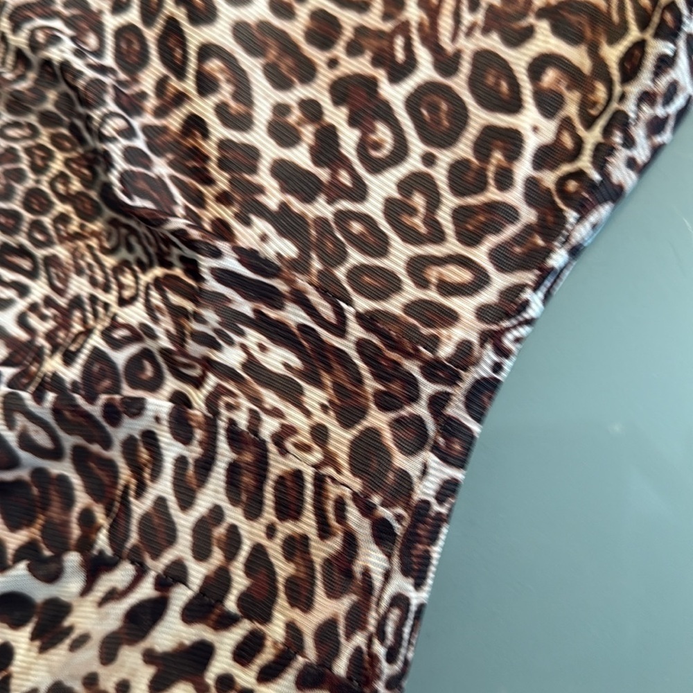 The Limited Leopard Print Ruched Dress Size M NWT Animal Print - Picture 4 of 11